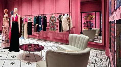 gossip en gucci|gucci designer interior design.